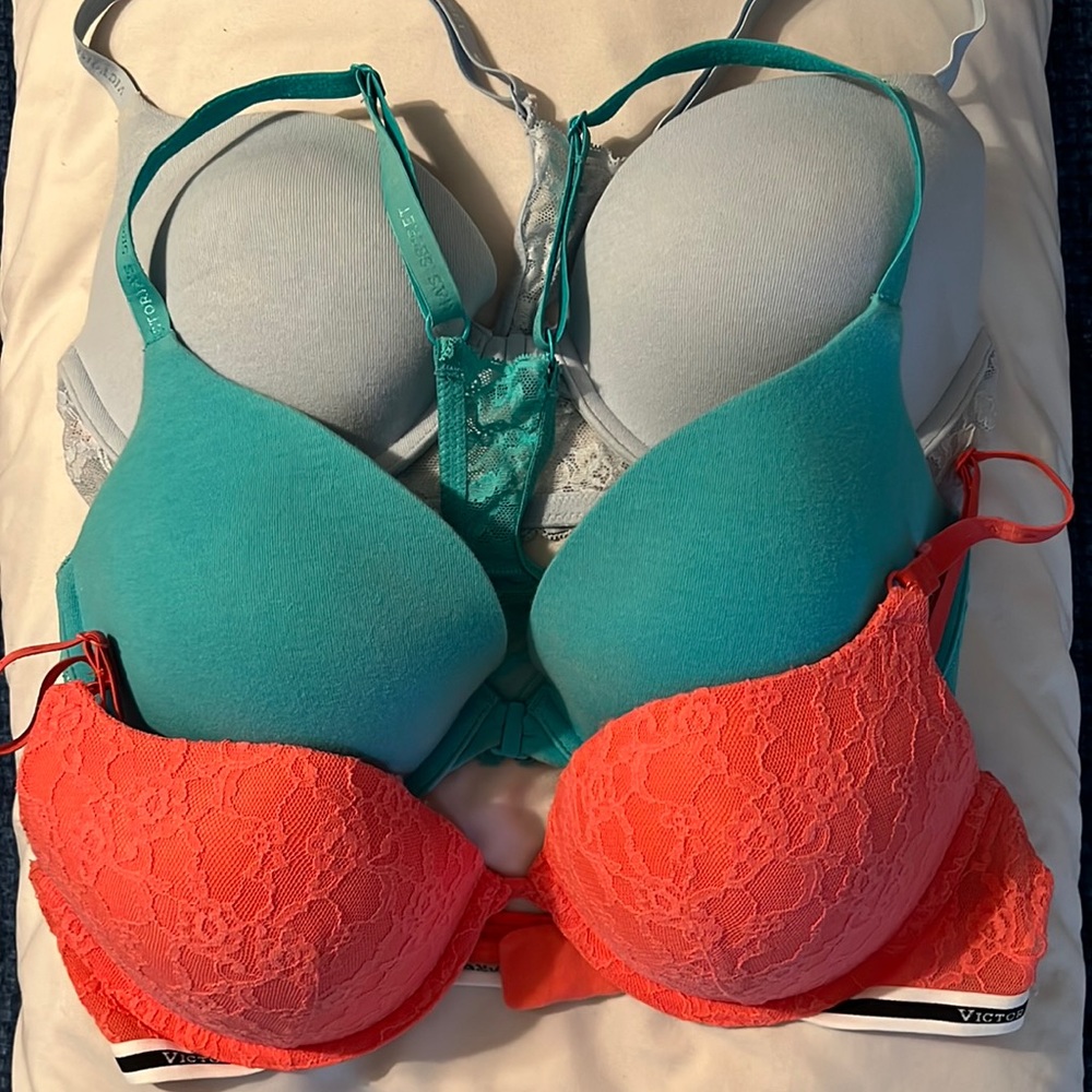 Victoria’s Secret bras